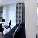 Slonecznego Wzgorza 3*