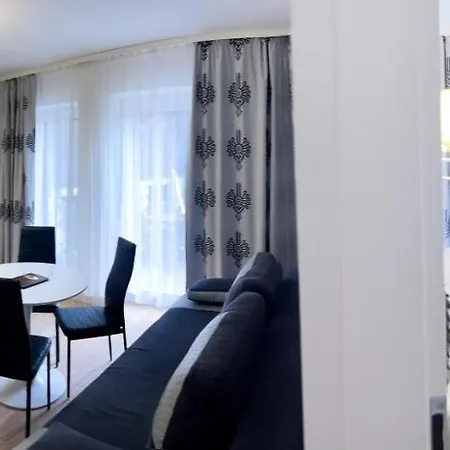 Slonecznego Wzgorza 3*