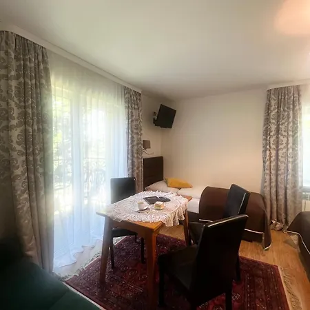 Slonecznego Wzgorza B&B 자코파네